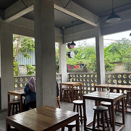Bed and Breakfast The Cluster Harris Cimahi Экстерьер фото